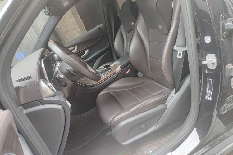 Used Mercedes-Benz GLC 2022 GLC 260 L 4MATIC Luxury Model Left Front Seat