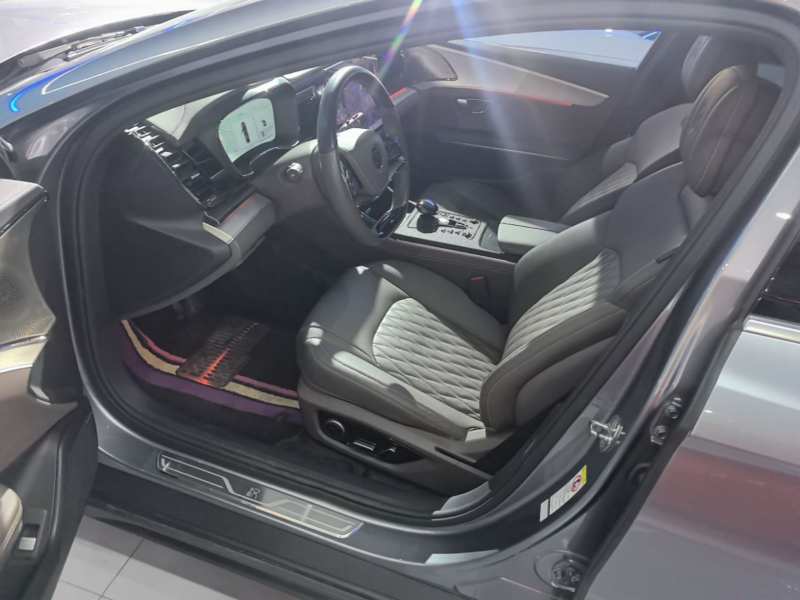 Used BYD Han 2024 DM-i Glory Edition 121KM Prestige Model – Executive — 15