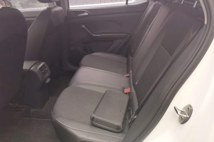 Used Volkswagen Tacqua 2020 1.5L Automatic Yue
