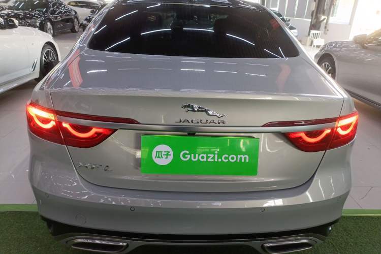 Used Jaguar XFL 2023 XFL 2.0T P250 Two-Wheel-Drive Elite Sport Edition
