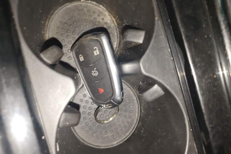 Used Cadillac ATS-L 2016 28T Fashion Edition Vehicle Key