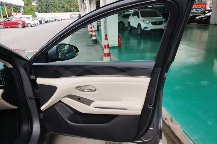 Used BYD Qin L 2024 DM-i 120KM Leading Model