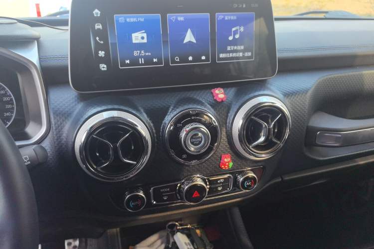 Used BAIC Off-Road BJ40 2023 2.0T Automatic Four-Wheel Drive Urban Hunter Edition Chivalrous Type
