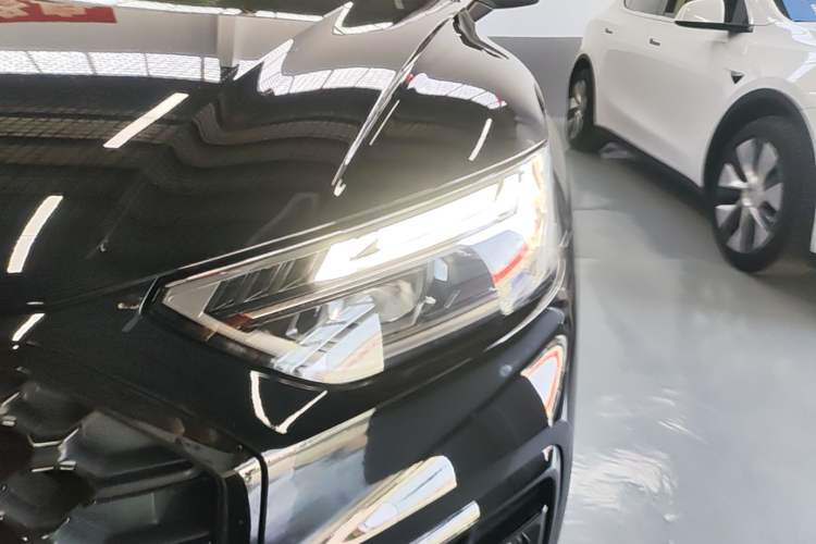 Used Audi Q5L 2025 quattro 45th Anniversary Edition 45 TFSI Luxury Dynamic Model
