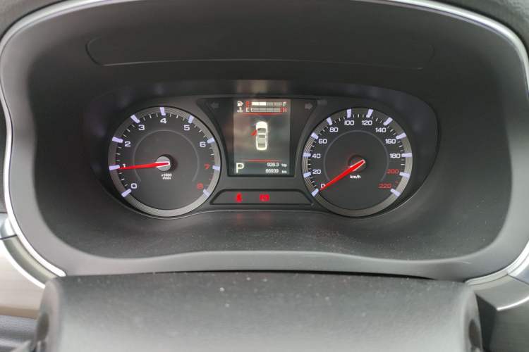 Used GAC Trumpchi GA8 2017 280T Deluxe Edition Odometer Close Up