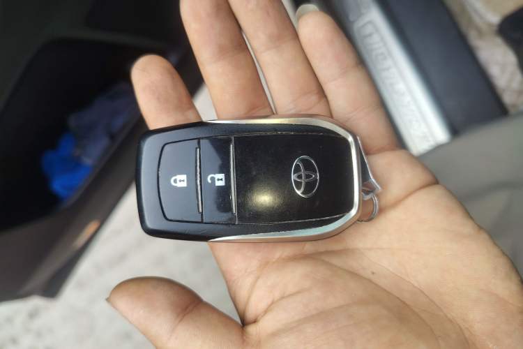 Used Toyota Highlander 2015 2.0T Four-Wheel Drive Luxury Edition 7-Seater