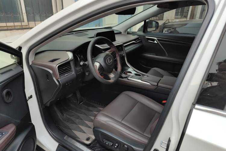 Used Lexus RX 2020 Facelifted 300 4x4 Elegant Edition Driver Seat