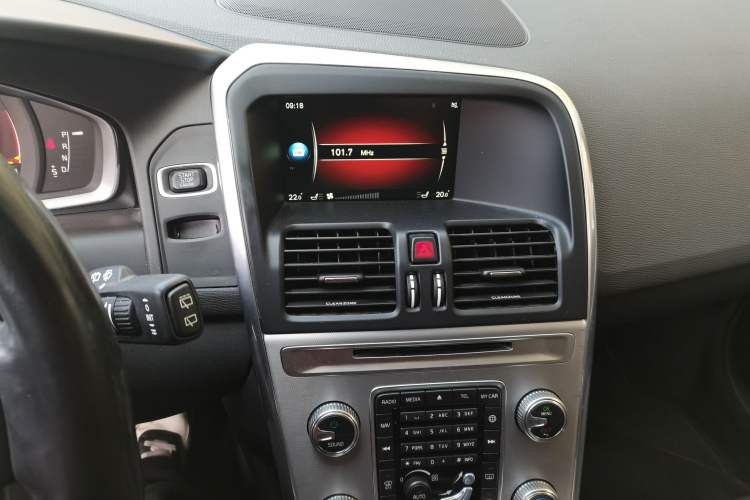 Used Volvo XC60 2017 T5 AWD Smart Range Edition