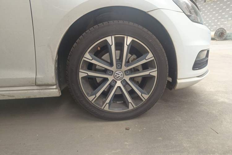 Used Volkswagen Golf 2017 280TSI Automatic R-Line Million-Vehicle Commemorative Edition