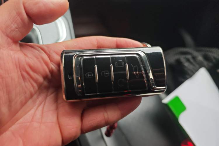 Used GAC Trumpchi M6 2021 PRO 270T Automatic Luxury Edition
