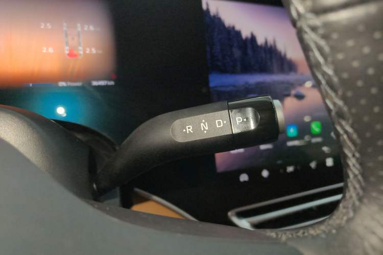 Used Rising R7 2023 Rear-Drive Screen King Pro Edition