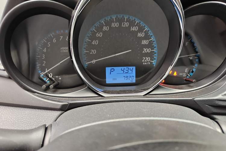 Used Toyota YARiS L Zhi Xuan 2016 Revised 1.5E CVT Charming Edition Odometer Close Up