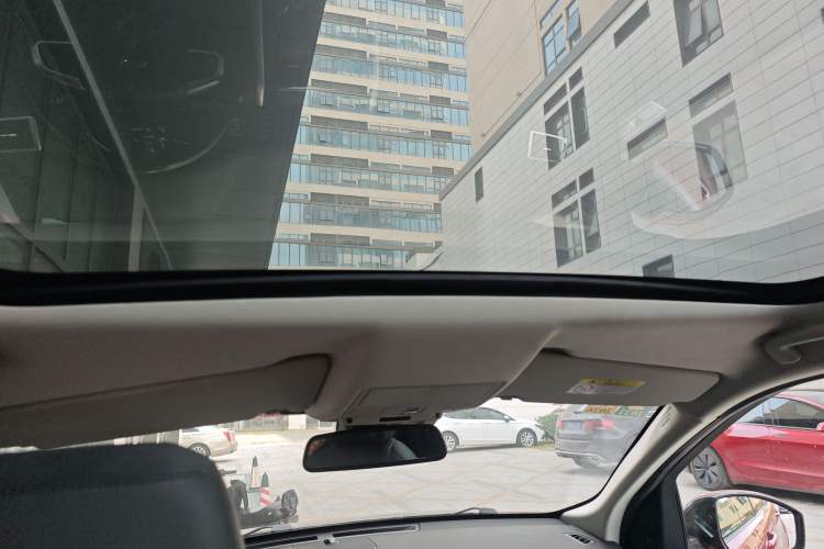 Used Land Rover Discovery Sport 2018 240 PS SE Version
