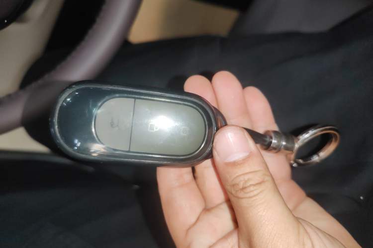 Used Leapmotor C11 2024 Range-Extended 300 Luxury Edition Vehicle Key