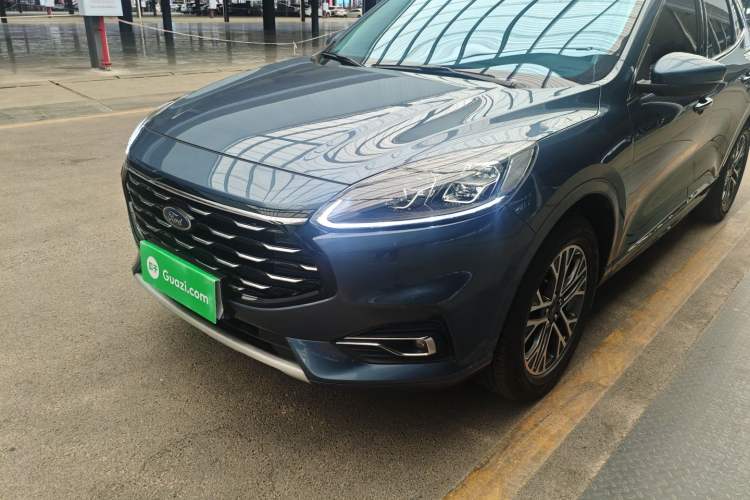 Used Ford Escape 2020 EcoBoost 245 Two-Wheel-Drive Titanium Edition Left Front Headlight