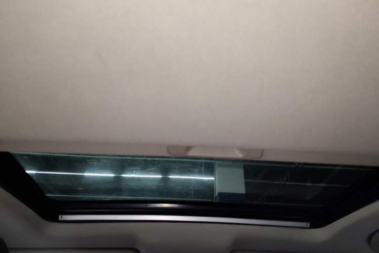 Used Dongfeng Aeolus AX7 2018 Classic 1.6T Automatic Luxury Model
