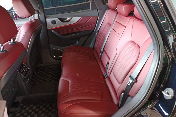 Used Hongqi HS5 2025 2.0T Two-Wheel-Drive Xuan Ying Edition