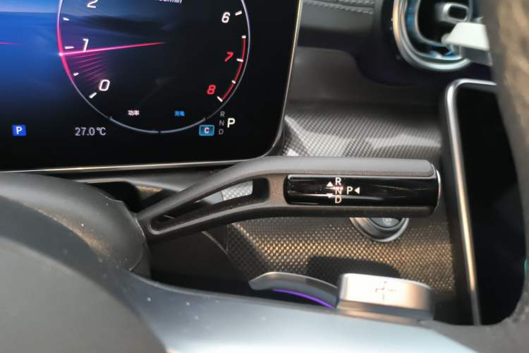 Used Mercedes-Benz C-Class 2025 C 260 L Sport Edition Gear Lever