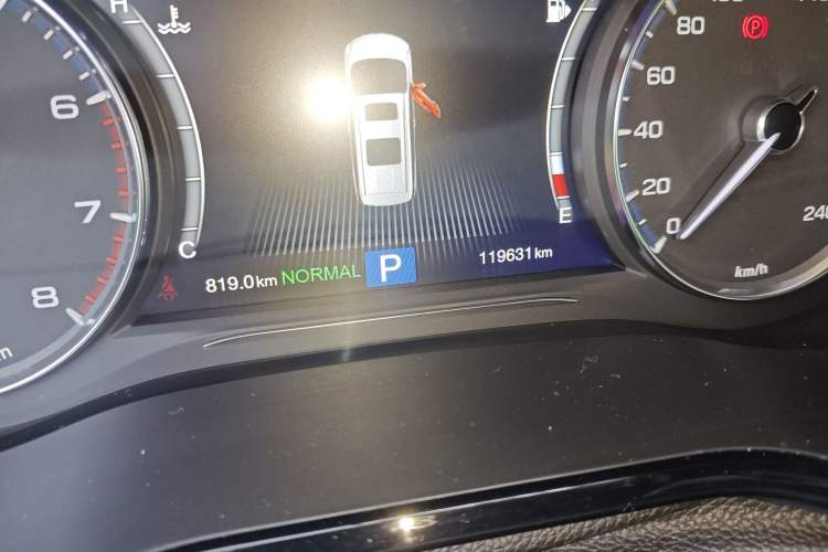 Used GAC Trumpchi M8 2018 320T Luxury Edition Odometer Close Up