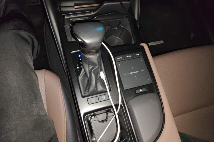 Used Lexus ES 2021 200 Excellence Edition
