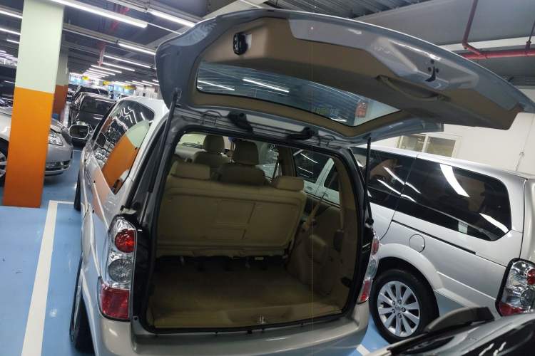 Used Buick GL8 2014 2.4L Classic Edition Trunk