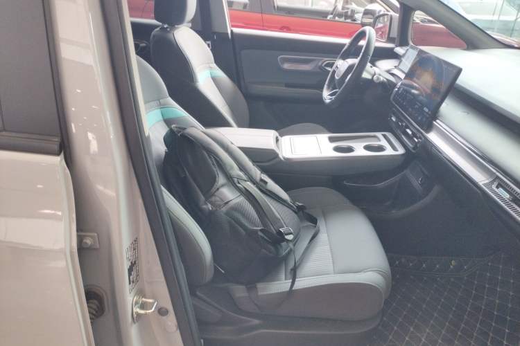 Used AION Y 2023 Plus 510 Enjoy Edition
