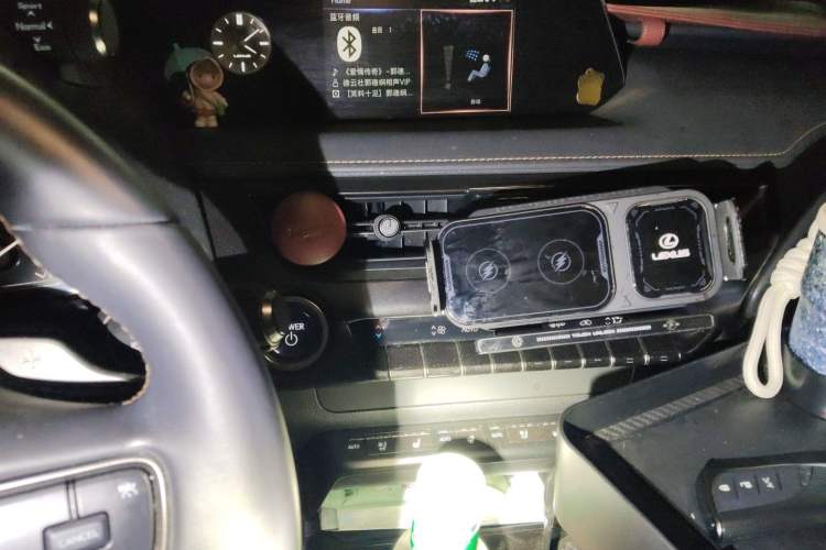 Used Lexus UX New Energy 2020 300e Pure·Joy Edition Audio And AC Panel