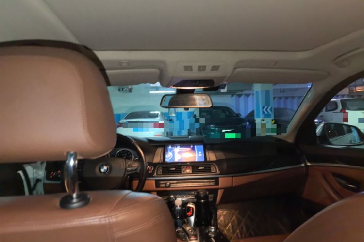 Used BMW 5 Series 2014 528Li Leading Model
