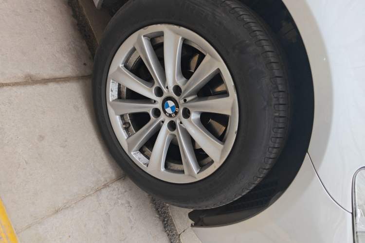 Used BMW 5 Series 2012 523Li Luxury Model
