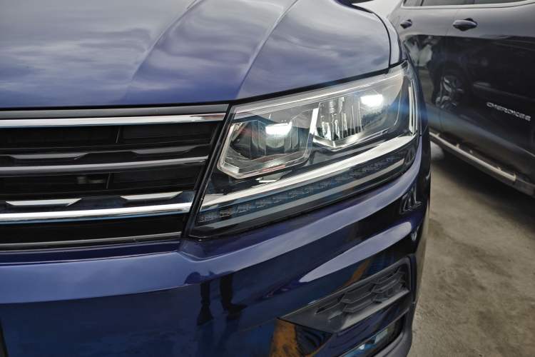 Used Volkswagen Tiguan 2018 330TSI All-Wheel-Drive Innovation Model