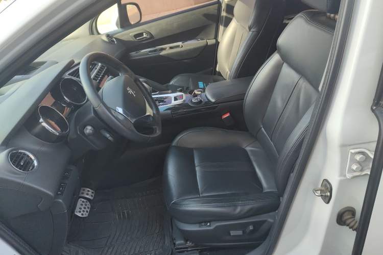 Used Peugeot 3008 2015 1.6THP Automatic Prestige Edition Left Front Seat