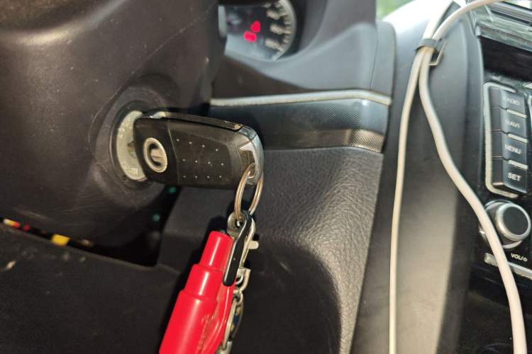 Used Haval H5 Classic 2013 ZhiZun Edition 2.0T Manual Two-Wheel Drive Elite Model