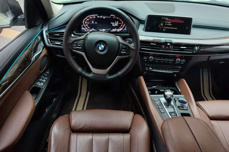 Used BMW X6 2015 xDrive28i Steering Wheel