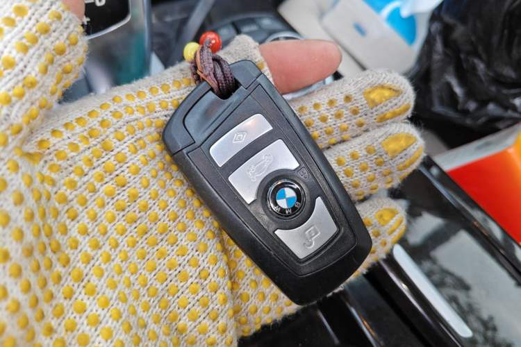 Used BMW 5 Series 2012 523Li Luxury Model Vehicle Key