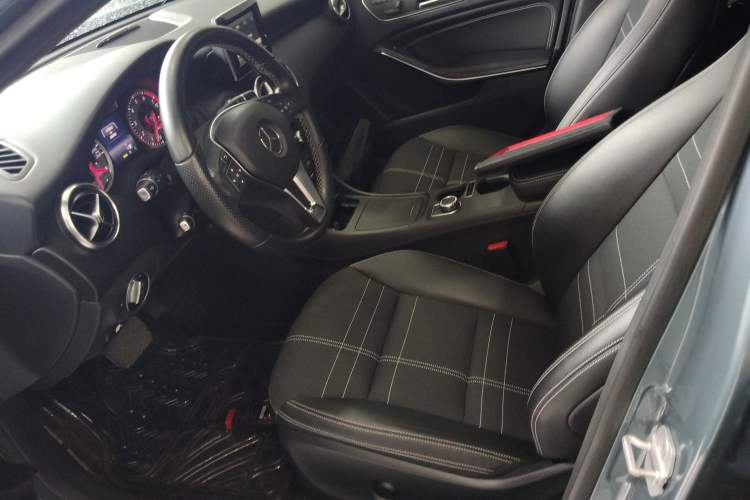 Used Mercedes-Benz A-Class (Import) 2013 A 200 Urban Edition