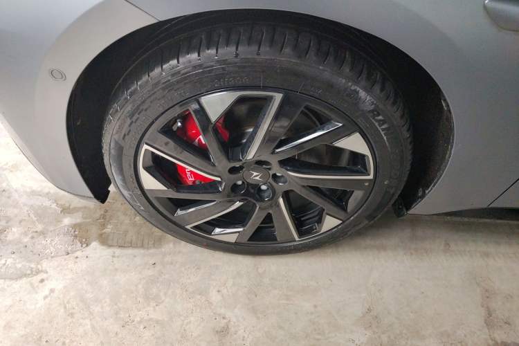 Used Dongfeng eπ eπ007 2024 Pure Electric 540 All-Wheel Drive Max Edition
