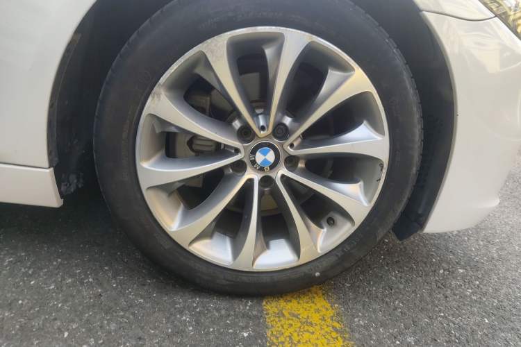 Used BMW 5 Series 2017 525Li Leading Model