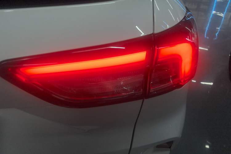 Used Ford Escape 2020 EcoBoost 245 Four-Wheel Drive Titanium Edition