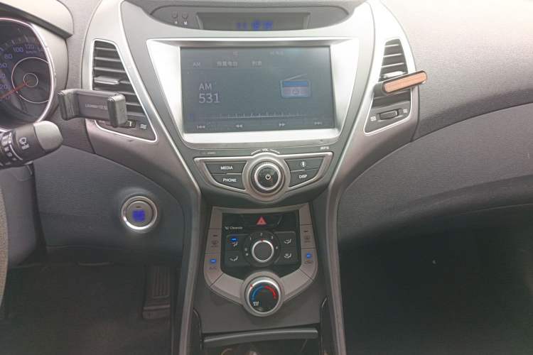 Used Hyundai Elantra (5th Generation / Langdong) 2016 1.6L Automatic Prestige Model
