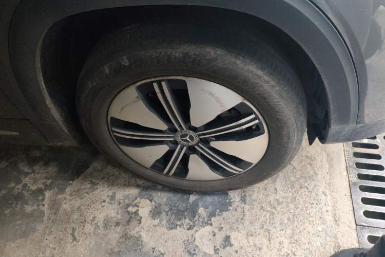 Used Mercedes-Benz EQB 2023 Facelift EQB 260 Right Front Wheel Hub