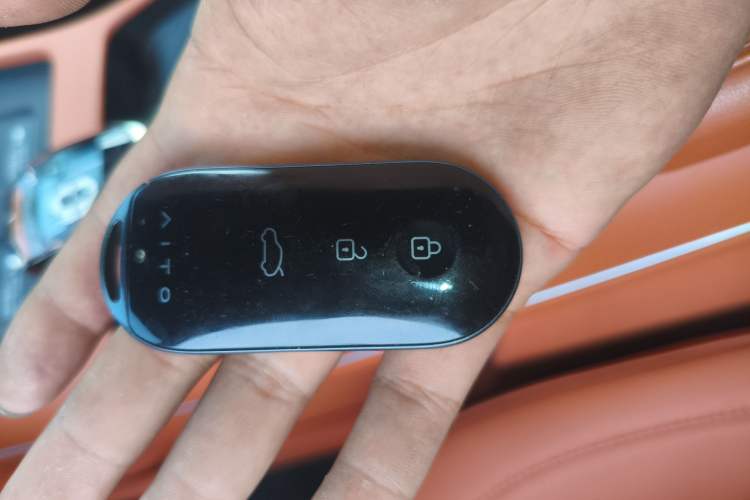 Used Hima AITO M7 2024 1.5T Four-Wheel Drive Plus Version 5 Seats Vehicle Key