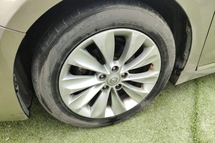 Used CHANGAN Raeton 2014 1.8T Automatic Prestige Anniversary Edition China IV Standard Left Front Wheel Hub