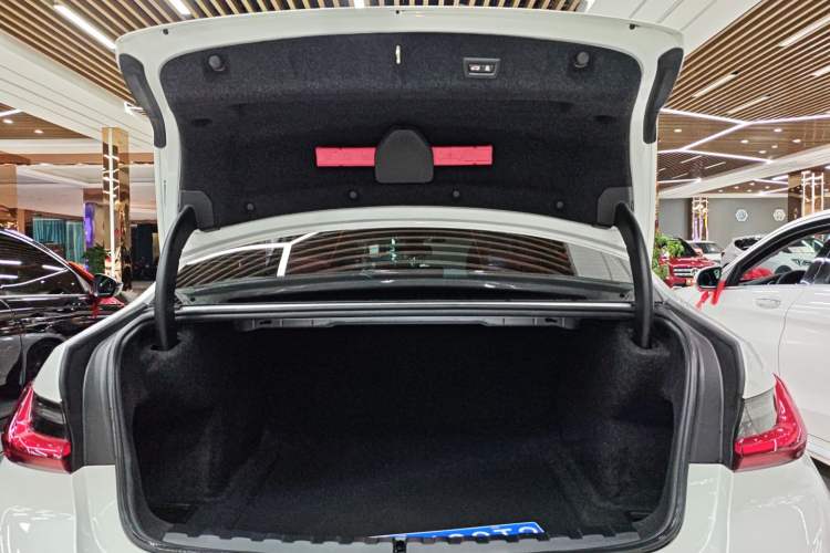 Used BMW 3 Series 2023 325Li M Sport Night Edition Package Trunk