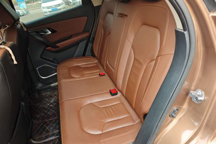 Used FAW Senya R7 2017 1.6L Automatic Smart Version