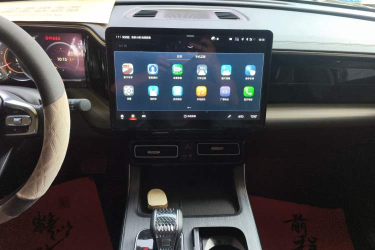 Used GAC Trumpchi GS8 2024 Linghang Series 2.0 TGDI Two-Wheel Drive Luxury Smart Connectivity Version
