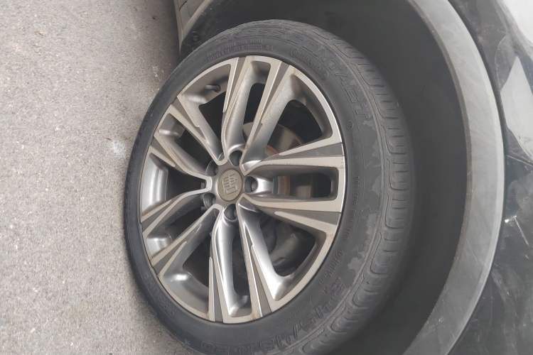 Used BYD Tang 2018 2.0T Automatic Smart Connect Prestige 7-Seater China V Standard