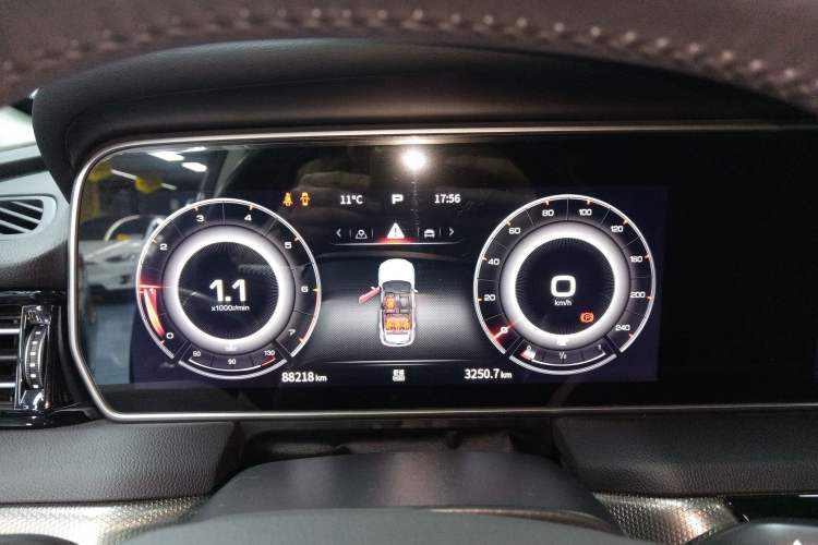 Used Hongqi HS5 2022 Revised Version 2.0T Smart Connect Flagship Edition