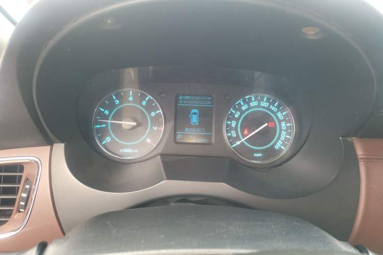 Used JAC Refine M4  Instrument Cluster