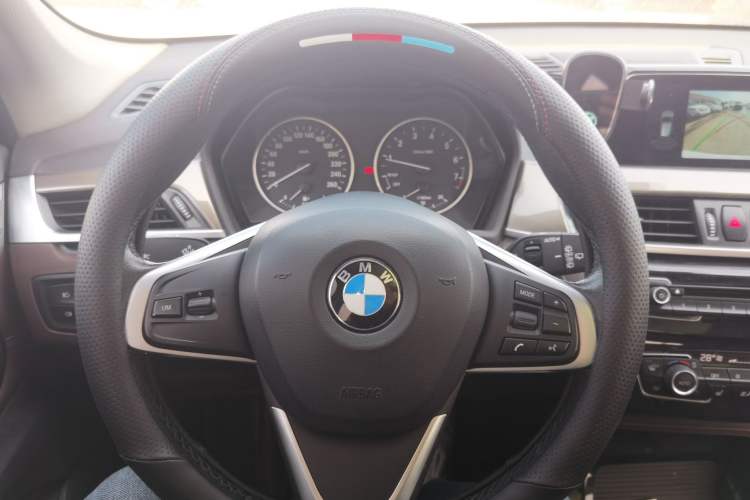 Used BMW X1 2018 xDrive20Li Luxury Edition Steering Wheel