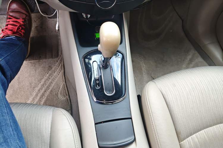 Used Nissan Tiida 2011 1.6L CVT Comfort Model
